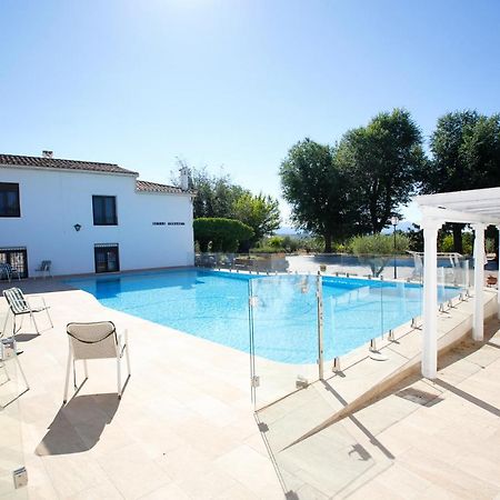 Senia Tomaset II Vila Onil Exterior foto