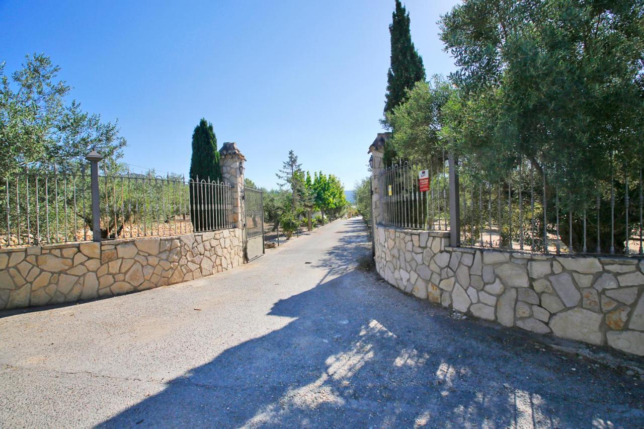 Senia Tomaset II Vila Onil Exterior foto